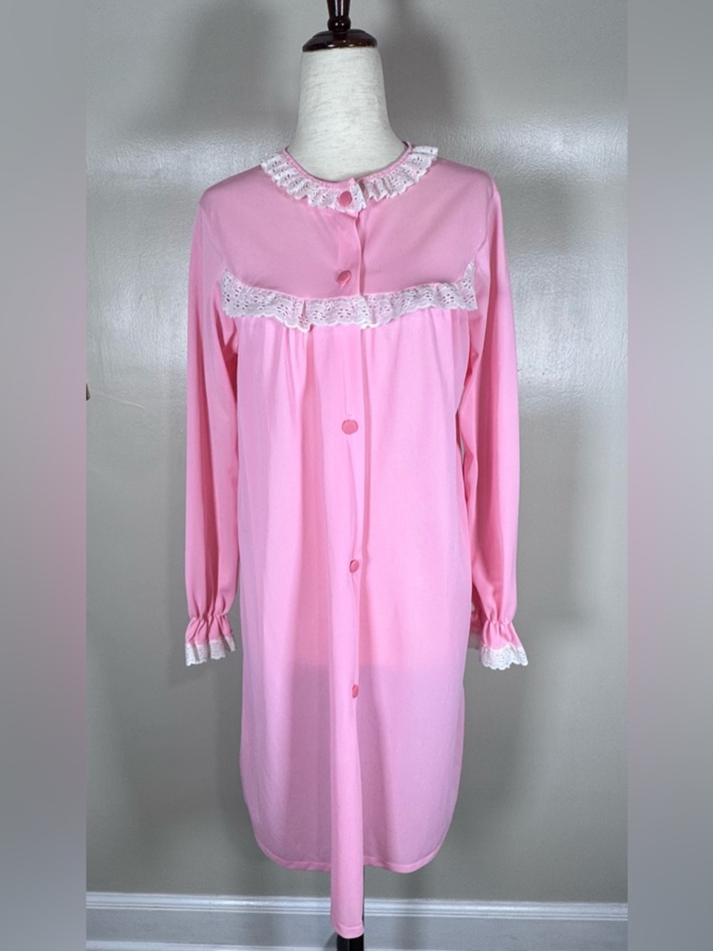 VTG JC Penney 80s Pink Lace Trim Button Front Prairie Lounge Nightgown Housecoat